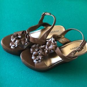 Price Drop🎊 Brown Xhilaration Wedges